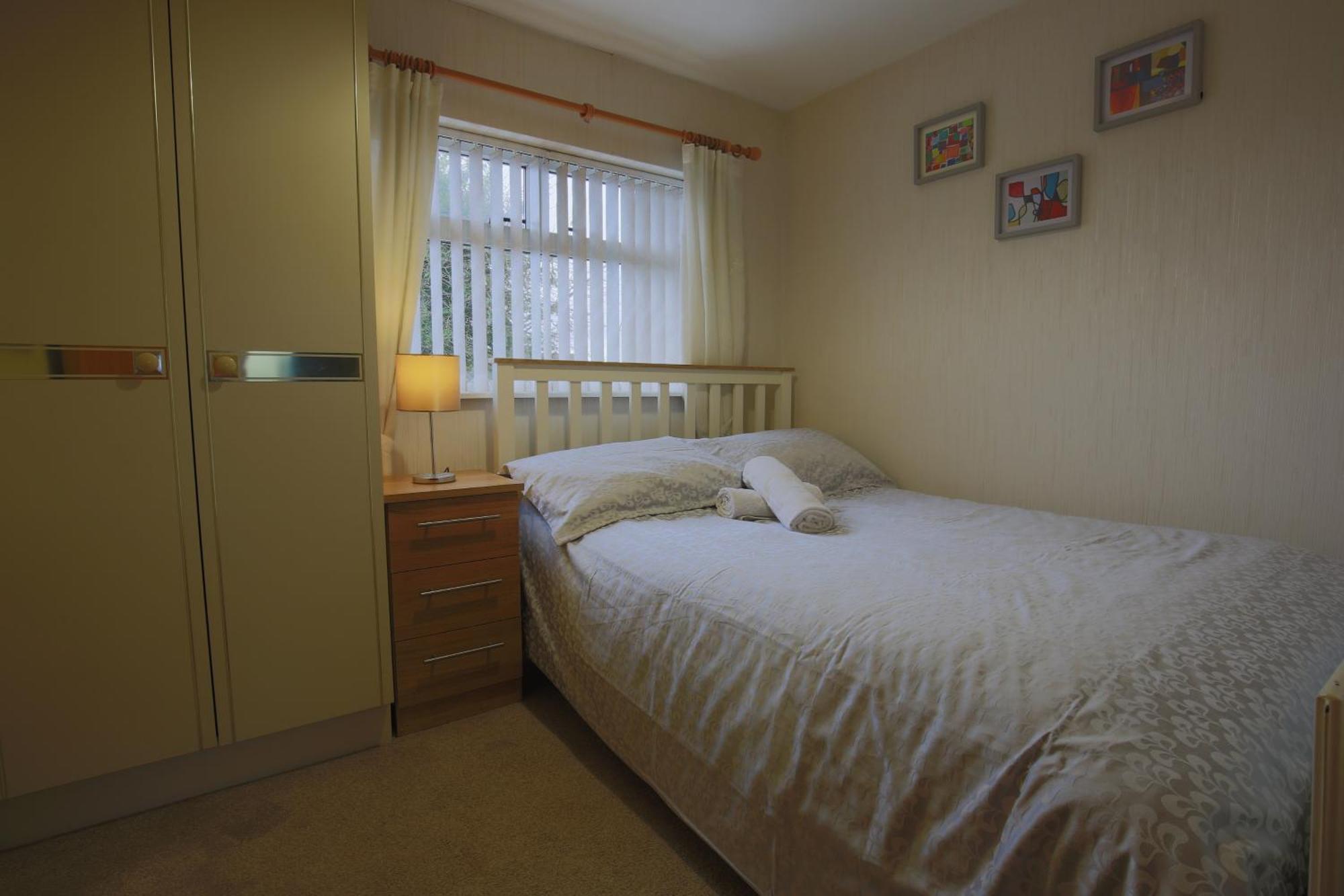 Spacious 4 Bedroom Home - 5 Min Walk To Town إيننيسكيلن المظهر الخارجي الصورة